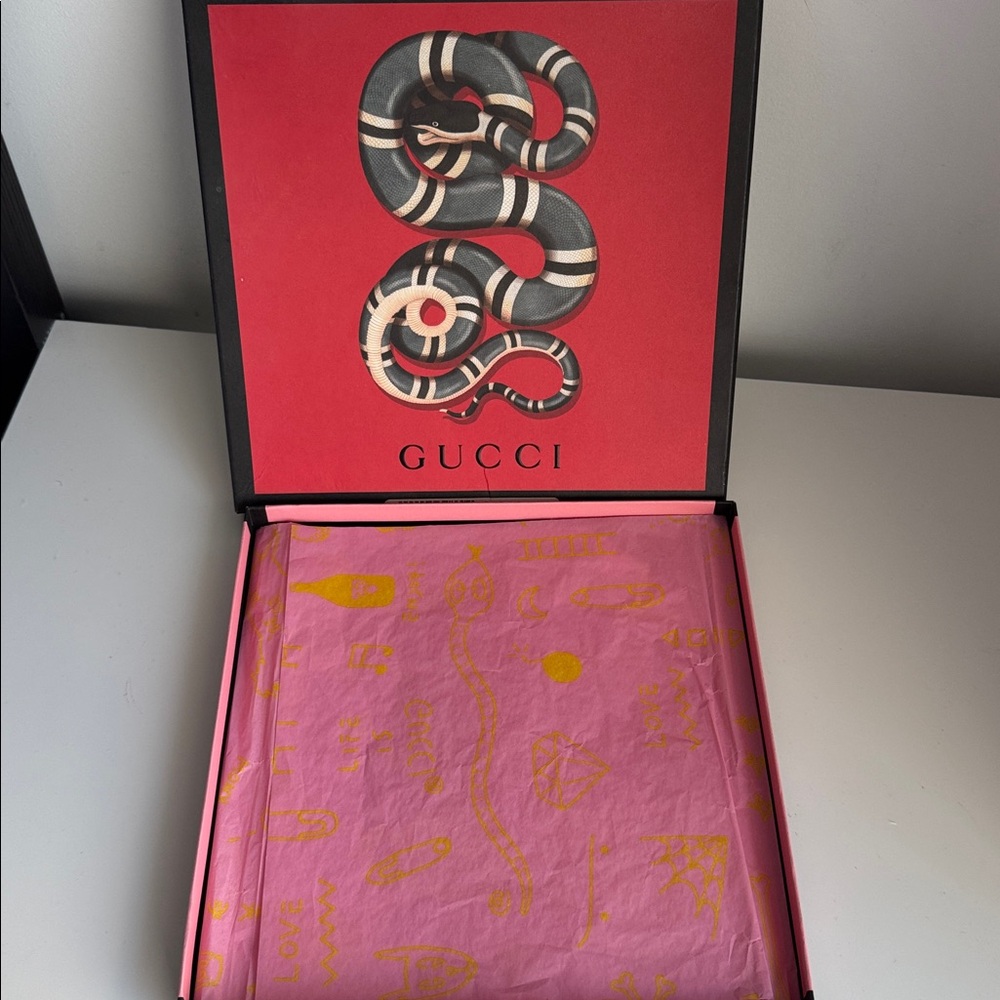Gucci Pink and Brown Scarf - Picture 12 of 12
